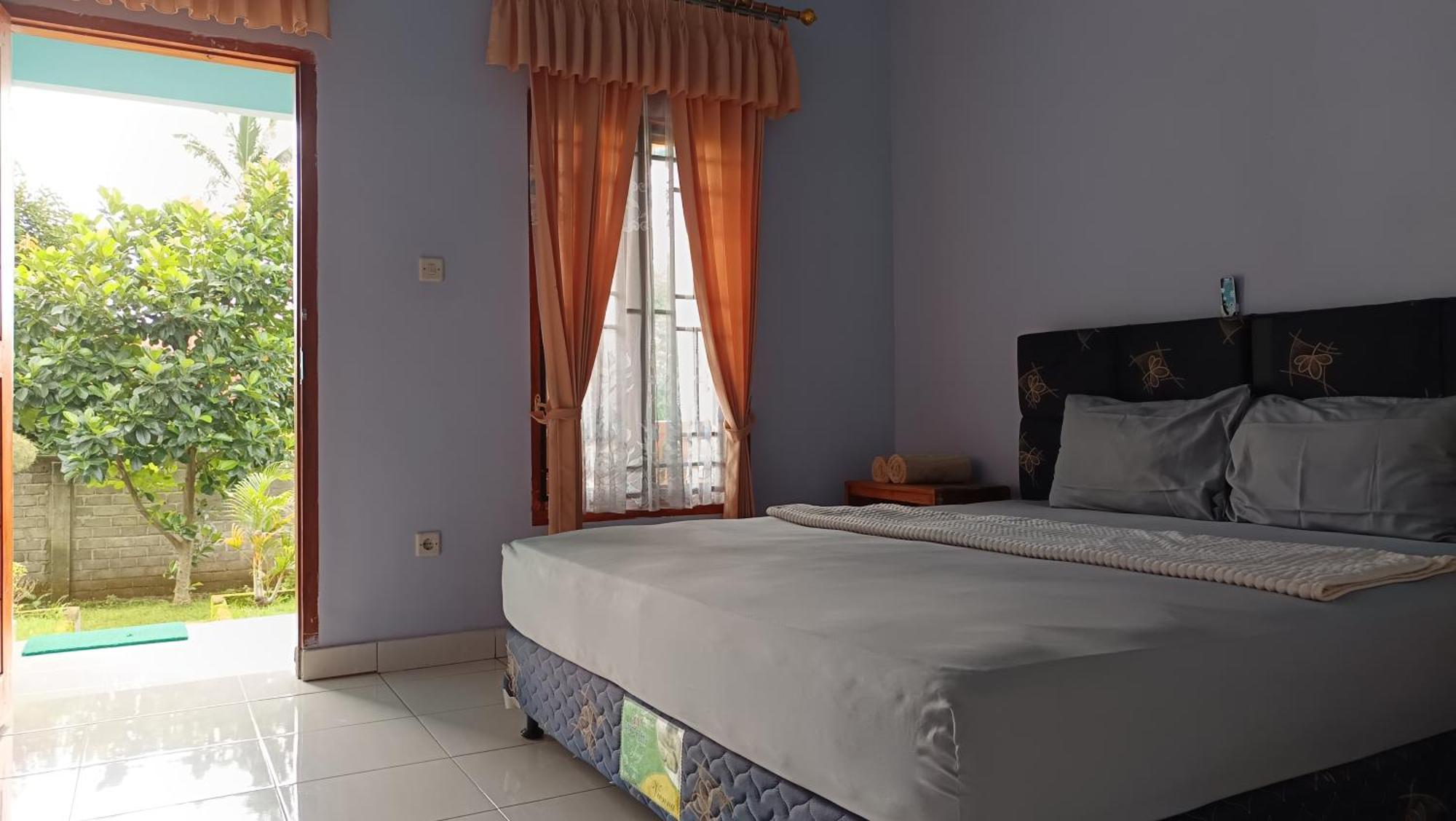 Embun Rinjani Homestay Сенару Екстериор снимка