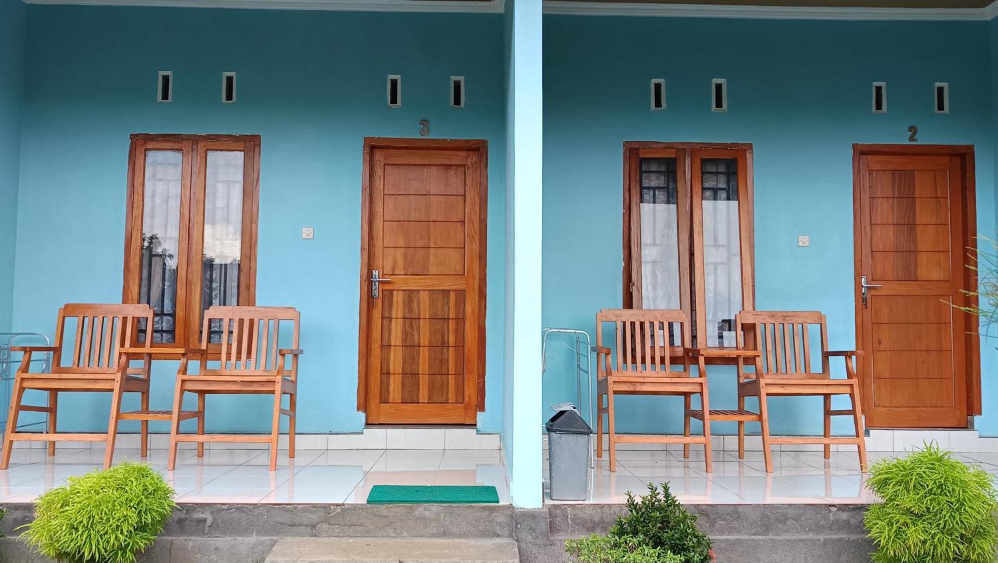 Embun Rinjani Homestay Сенару Екстериор снимка